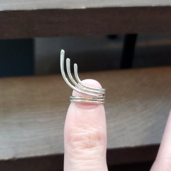 Size 0.25 925 Sterling Silver Beautiful Baby Ring - Picture 1 of 6